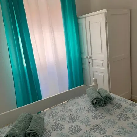 H *